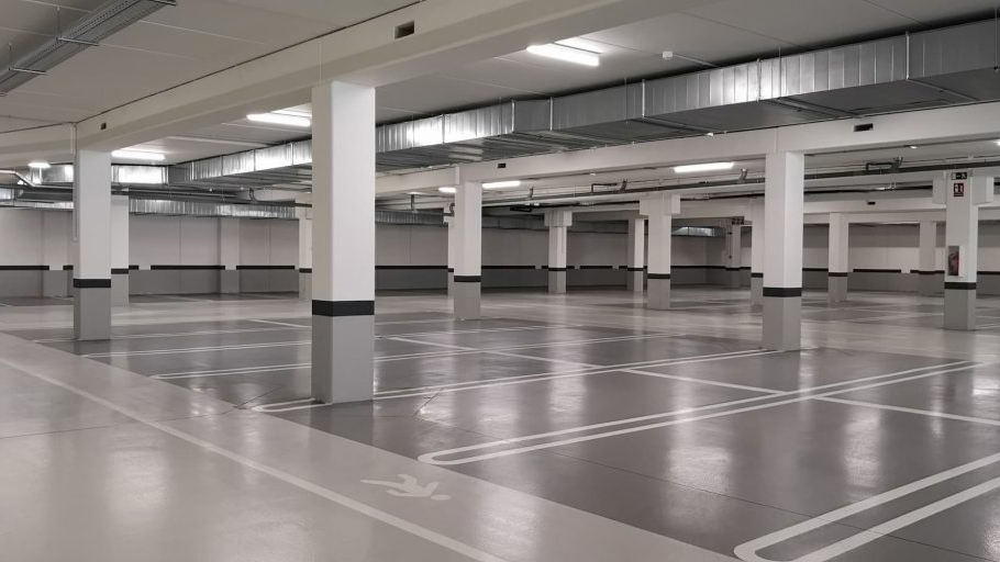地下车库分层保洁周期示意图，环氧地坪油污轮胎印清洗药剂区分说明